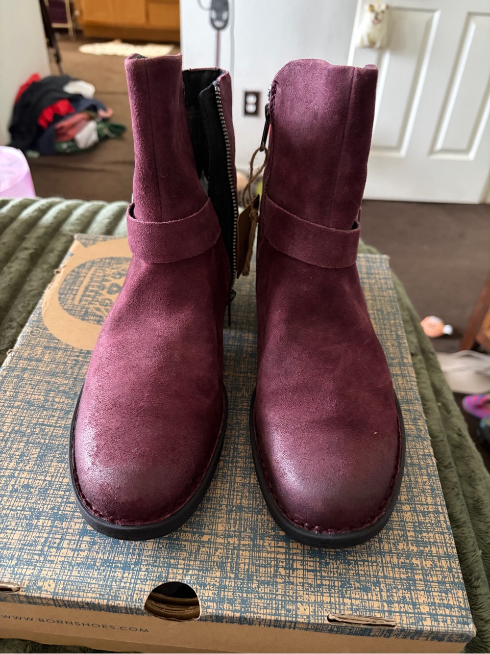 Born Burgundy Suede Ankle Boots never worn, women’s size 9